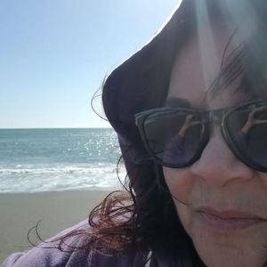 Meet your Posher, Sharon